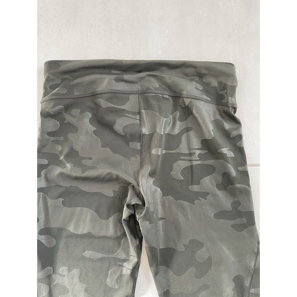 Sweaty Betty Legging 7/8 Crop Camo Activewear Athleisure - Picture 5 of 9